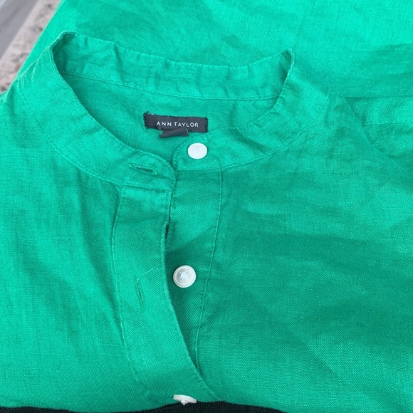 Ann Taylor Emerald Green linen size S Button Down Shirt summer beach travel - Picture 3 of 8
